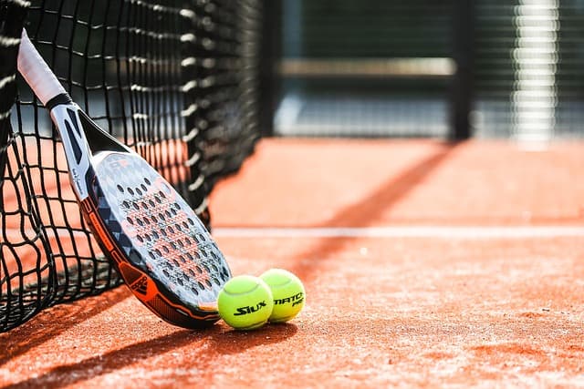 Guide d'achat raquettes de padel pour joueurs avancés
