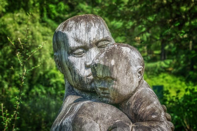 Guide d'Achat des Meilleures Sculptures Anciennes